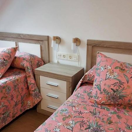 Precioso Atico En El Centro De Cangas De Onis Apartamento Exterior foto